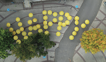 Die Bewegung der Sonnenschirme
